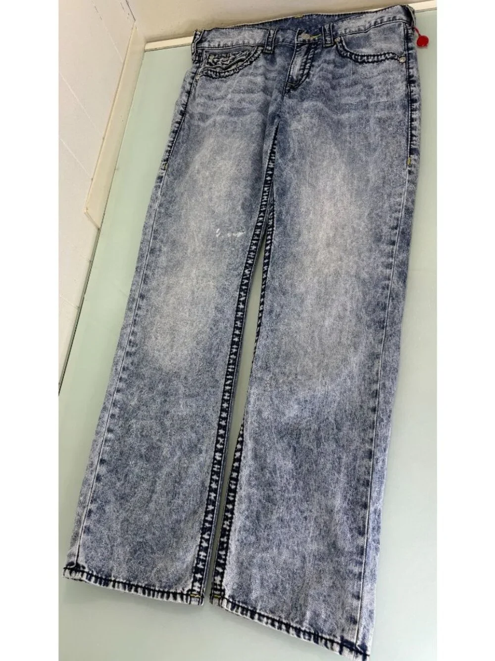 True Religion Acid Wash jeans Mens 34X33 Straight 100% Cotton Flap Pockets Y2K